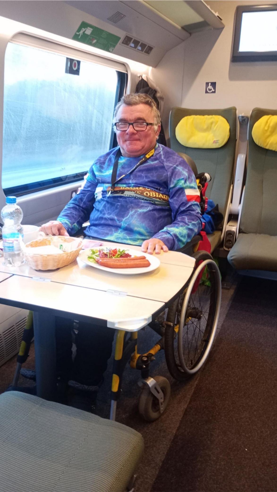 Zdjęcie do wpisu: Podróż Pendolino z Otwocka, śniadanko o poranku.